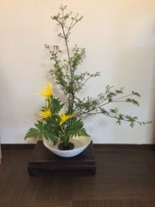 ITOGIKU, Japanese flower arrangement